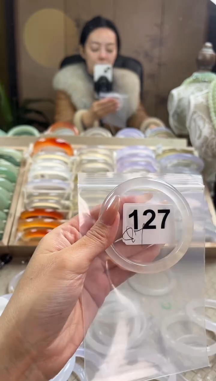 手镯玛瑙/玉髓未镶嵌127