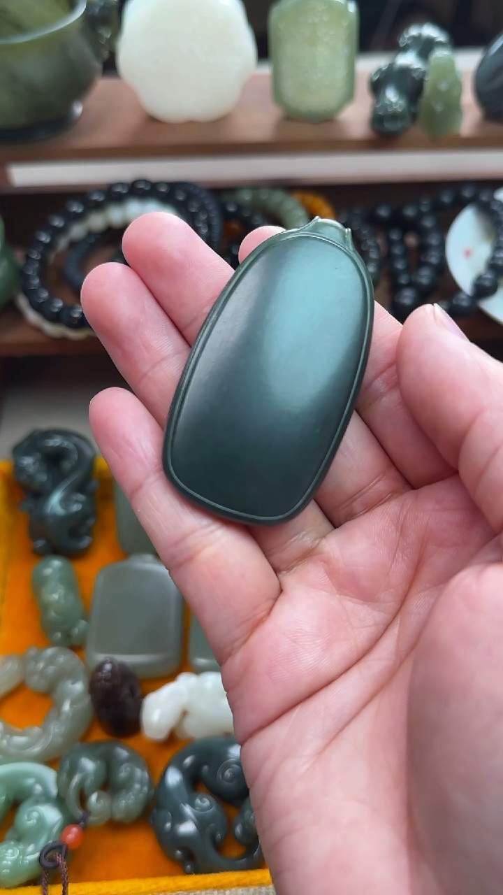 【闪购商品】和田玉吊坠(不含链)未镶嵌无事牌苏工