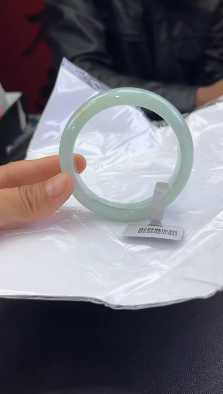 【闪购商品】翡翠手镯未镶嵌翡翠手镯