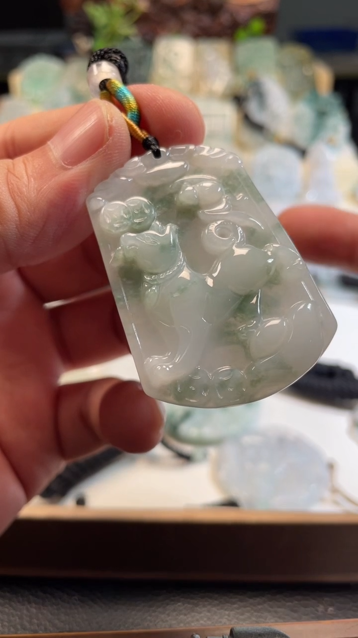 颈饰未镶嵌翡翠11/11/132