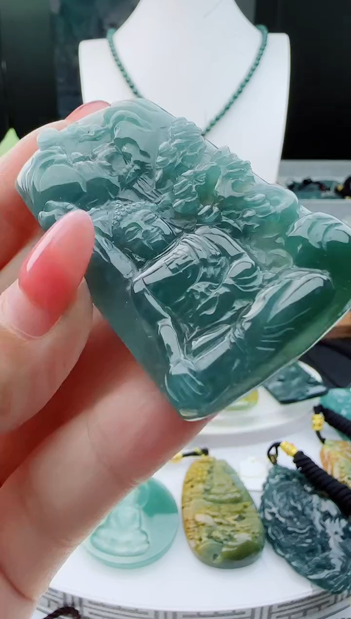 【闪购商品】翡翠颈饰未镶嵌11111111