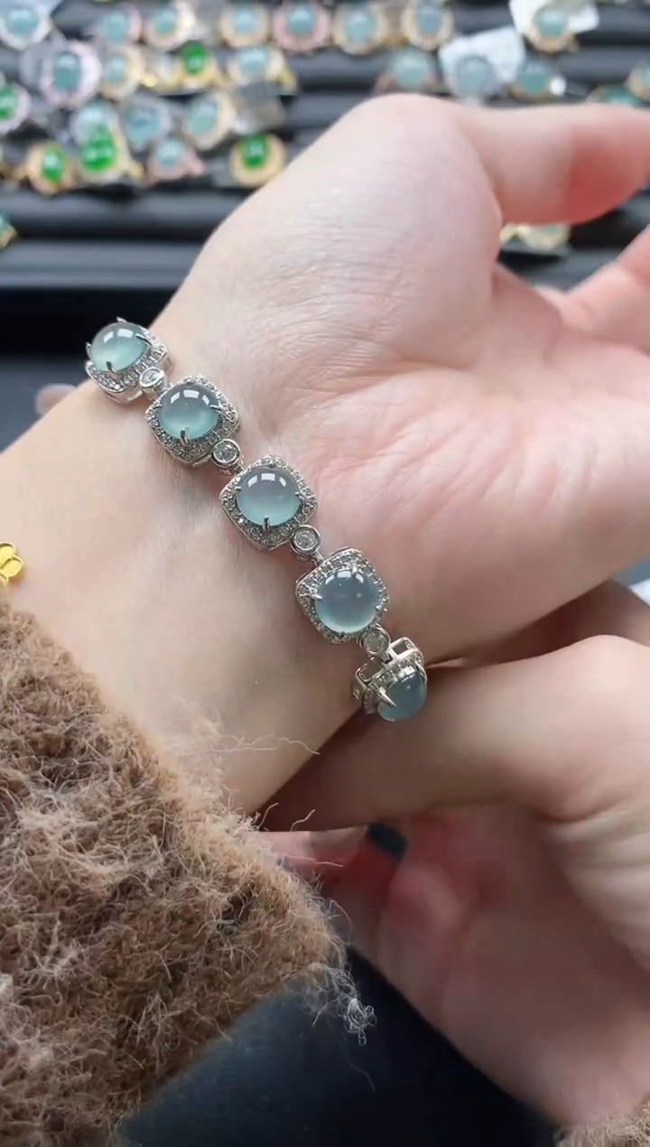 【闪购商品】翡翠戒指银S925镶嵌51511