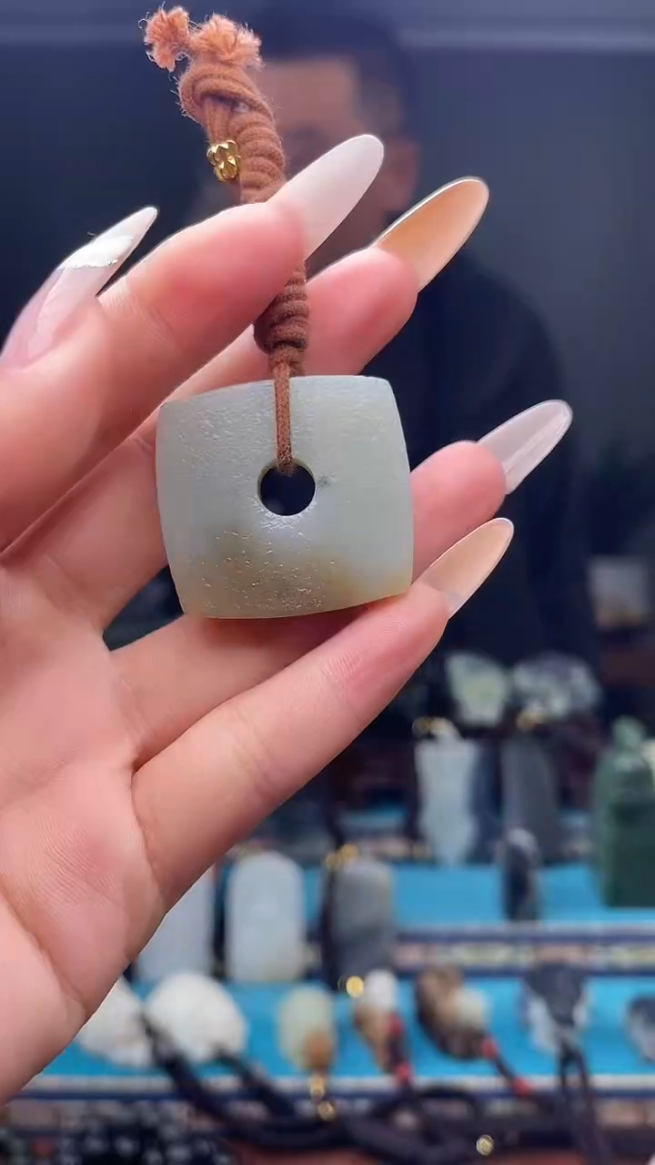 未镶嵌和田玉挂件1