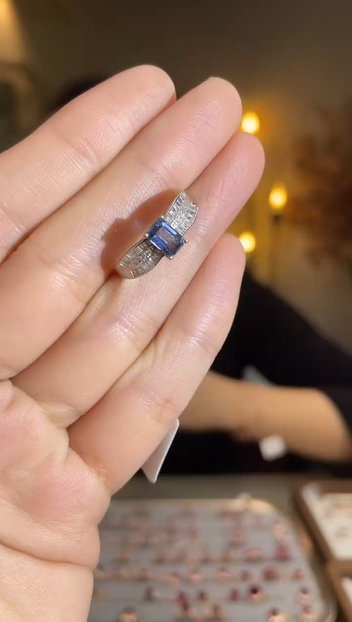 手饰蓝宝石银S925镶嵌手饰