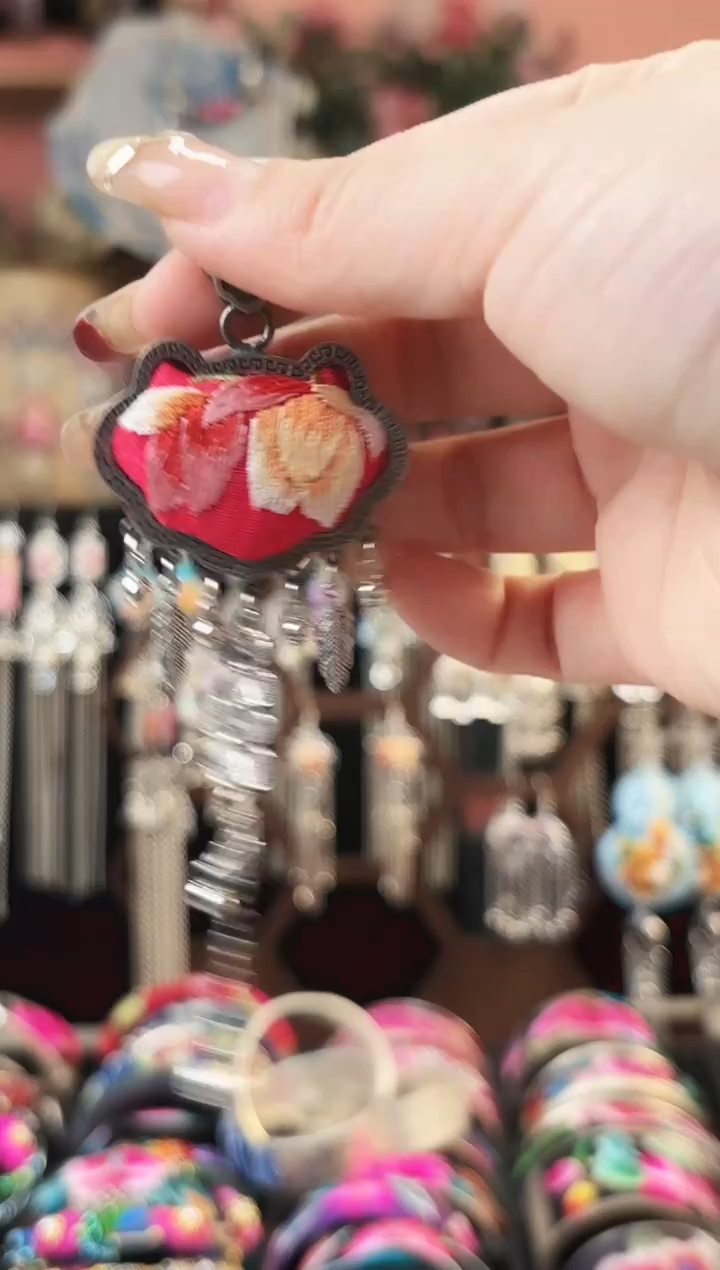 艺枝独绣手工饰品192