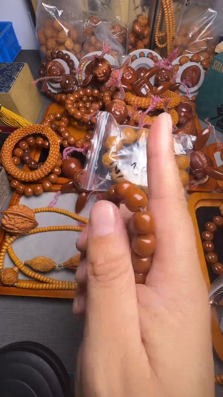 手串橄榄核望**?微瑕回血老型