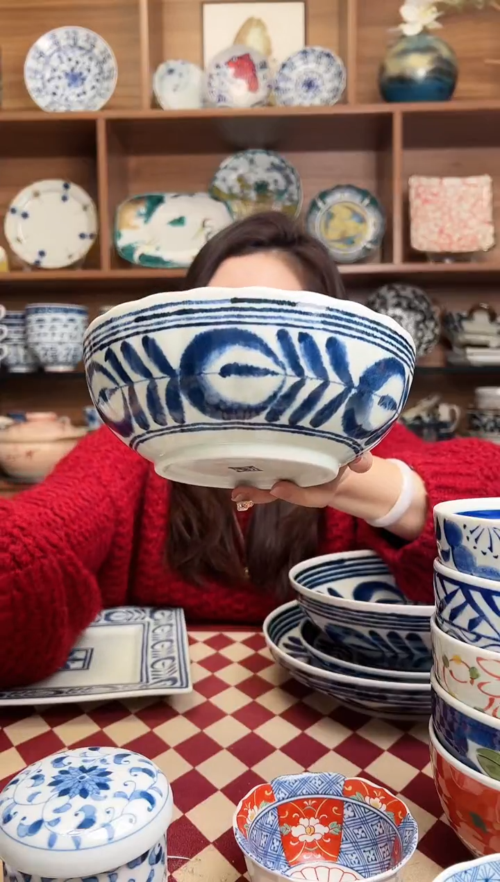 【闪购商品】瓷片蓝海草19cm花边大碗