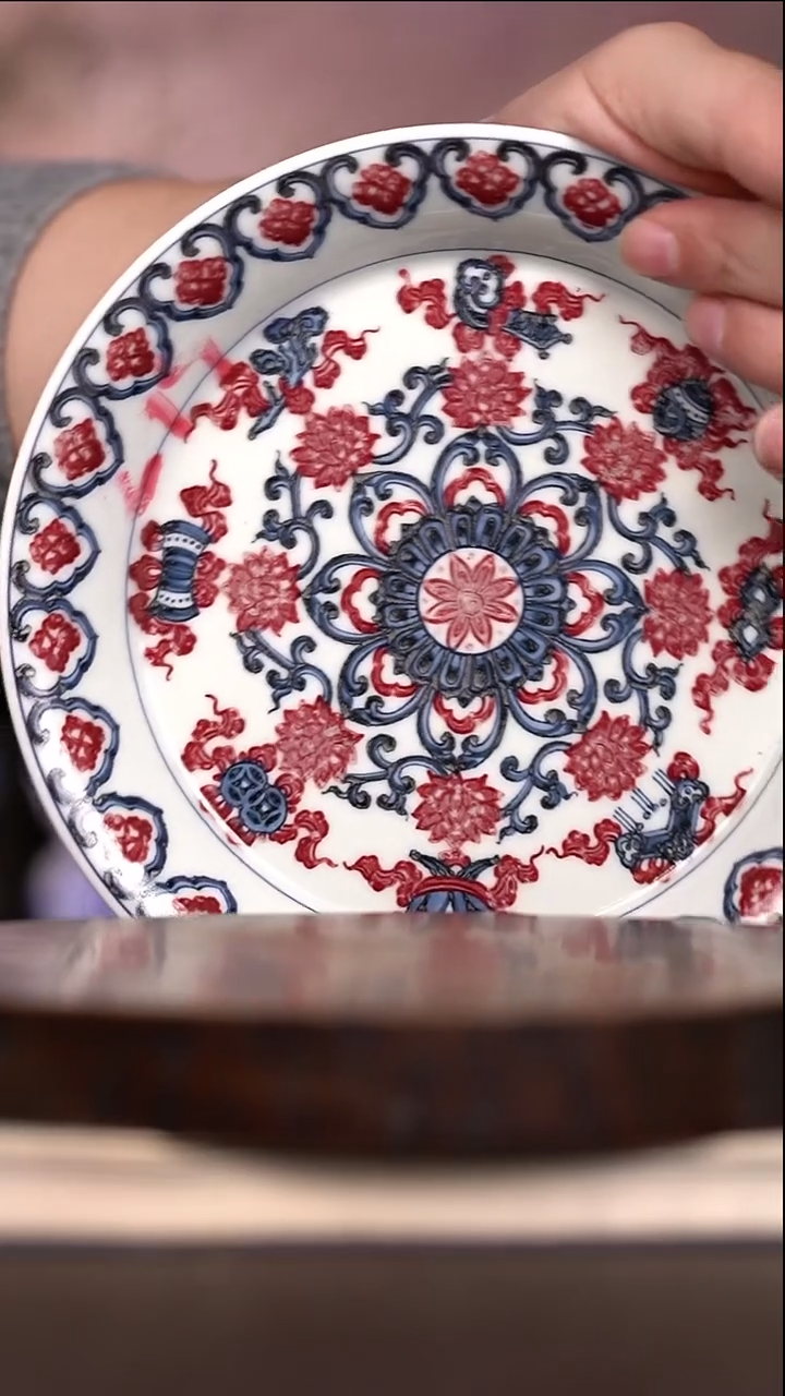 微瑕福利 现代瓷壶承暇