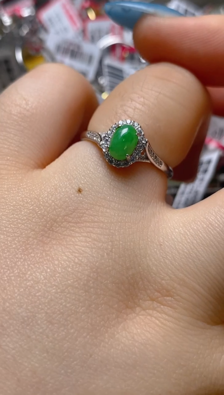 银S925镶嵌戒指翡翠百内无证书