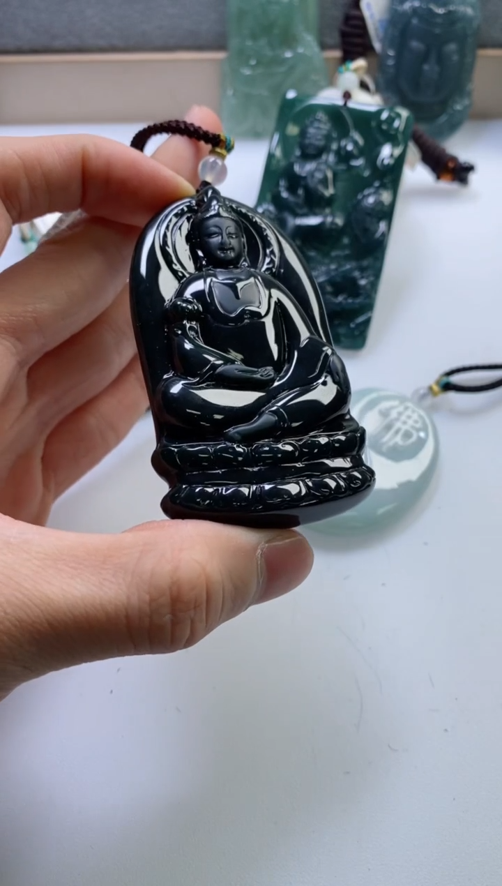 【闪购商品】翡翠挂件未镶嵌             