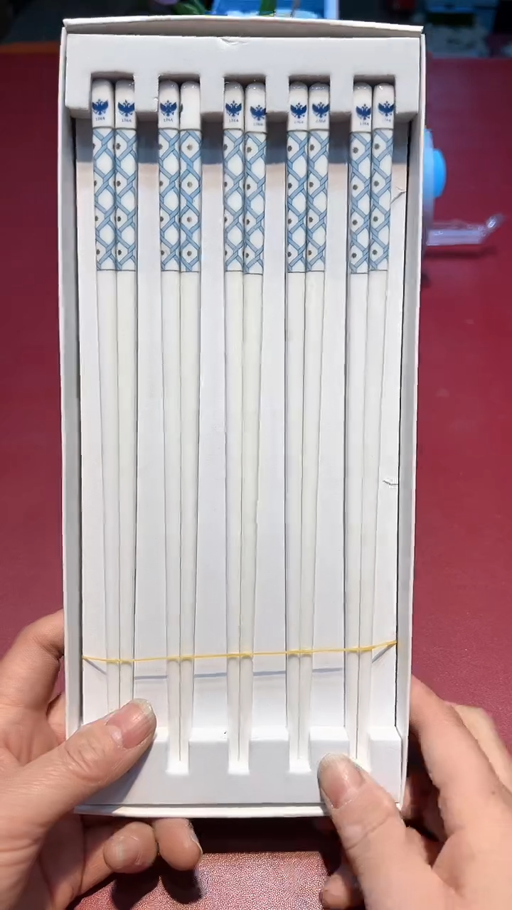 【闪购商品】瓷片00000000000000