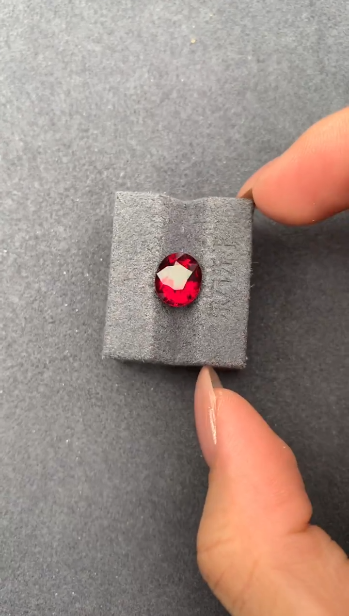 未镶嵌裸石碧玺2.7ct  卢比莱 定制 FH 