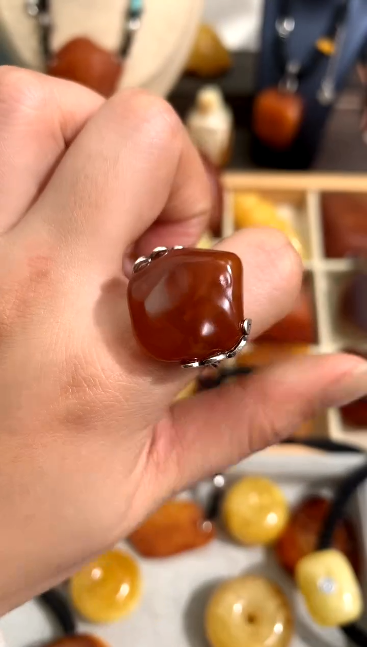 【闪购商品】蜜蜡裸石未镶嵌似玉