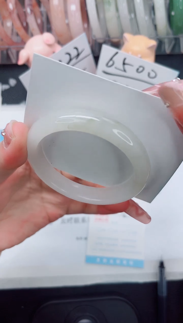 【闪购商品】石英质玉手镯未镶嵌525-56.2