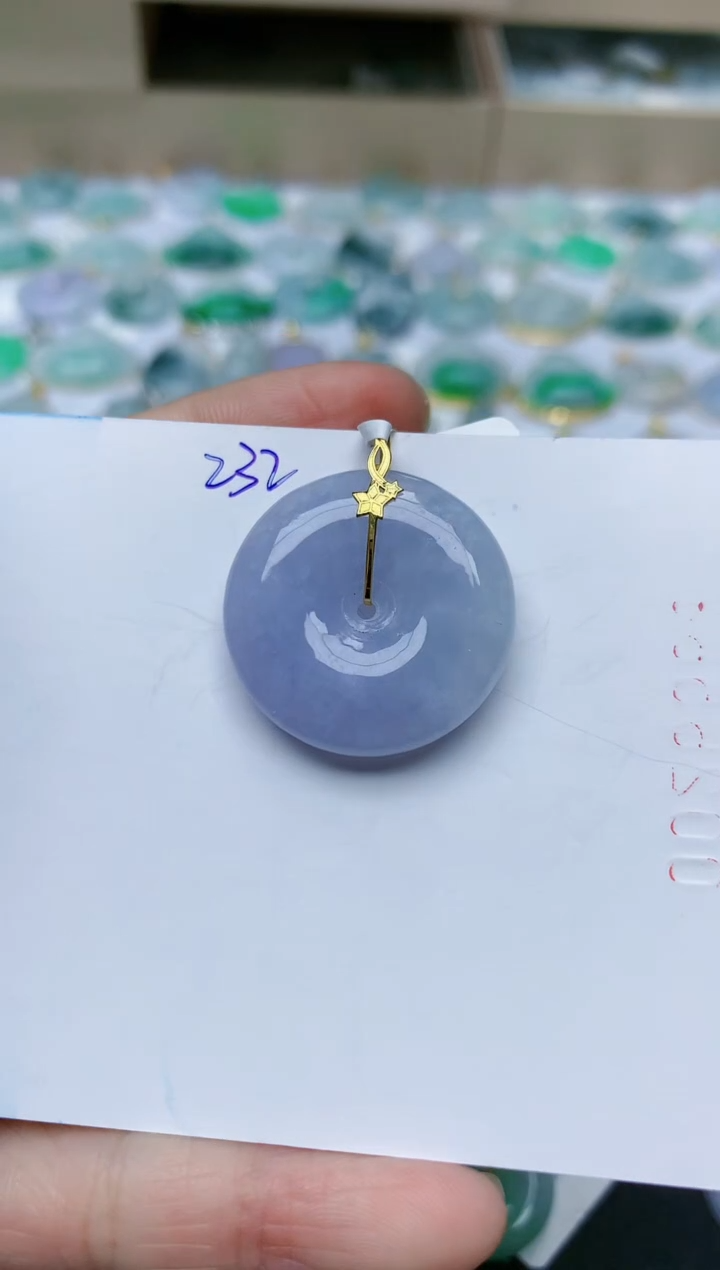 【闪购商品】翡翠颈饰18K金镶嵌天然翡翠A货    