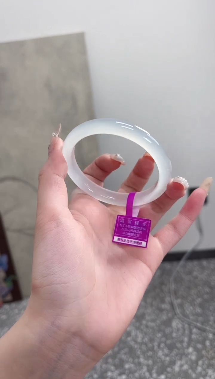 【闪购商品】玛瑙/玉髓手镯未镶嵌58圈 需要包容