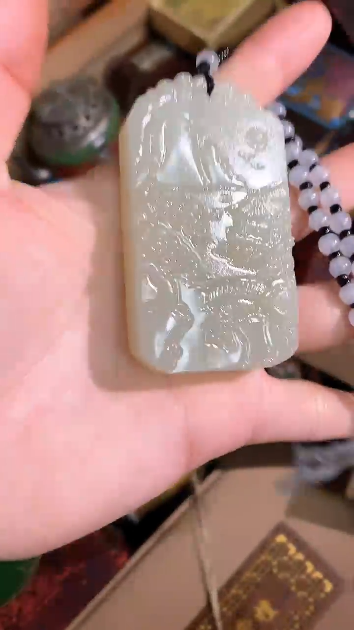 【闪购商品】和田玉吊坠(赠链)未镶嵌德诚精品专属摆件