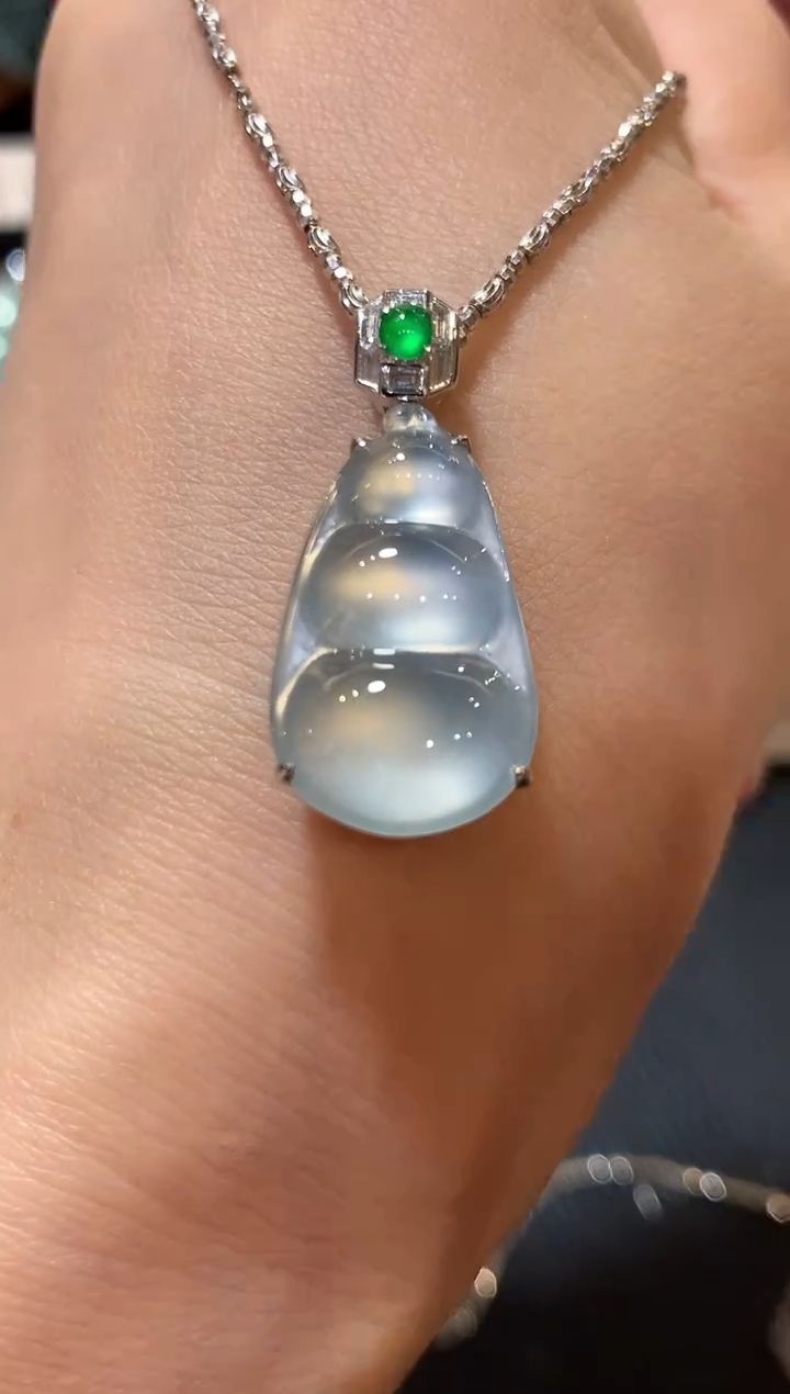 吊坠(不含链)18K金镶嵌翡翠m35  