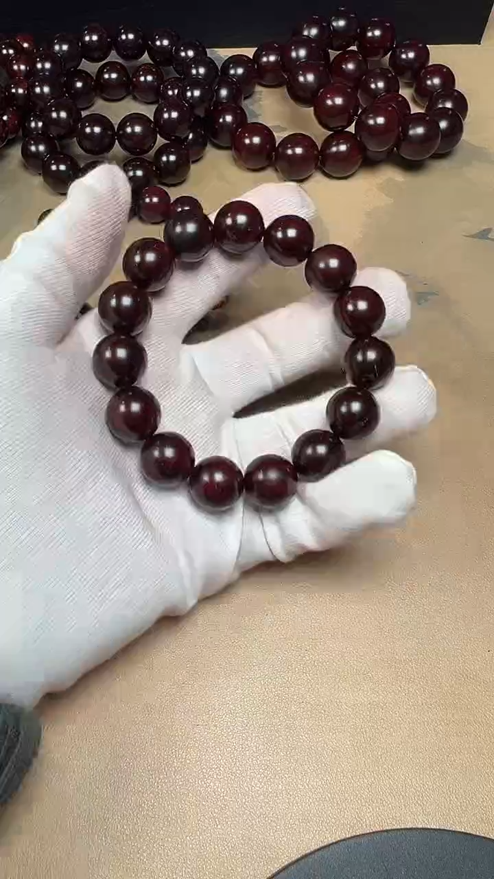 【闪购商品】小叶紫檀手串/手链1.5×15颗小满金星款218