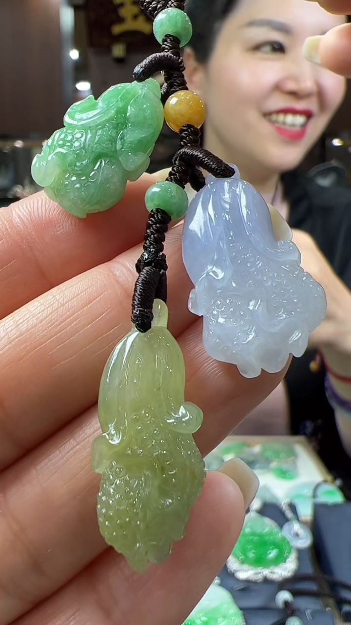 【闪购商品】翡翠挂件未镶嵌白菜包挂