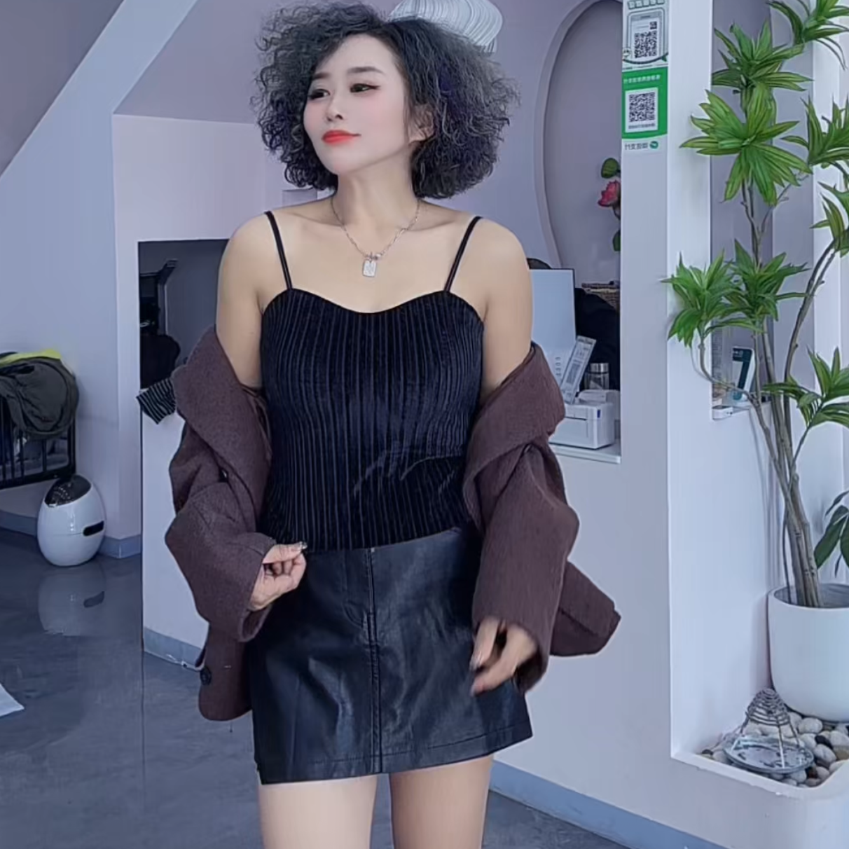 琦琦自留款  胸垫一体丝绒美背