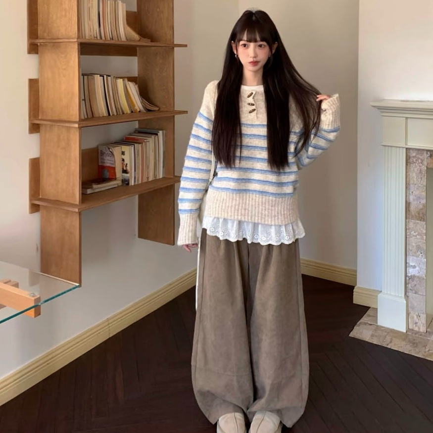 法式温柔半开领毛衣女秋冬装新款牛角扣设计感条纹长袖针织打底衫