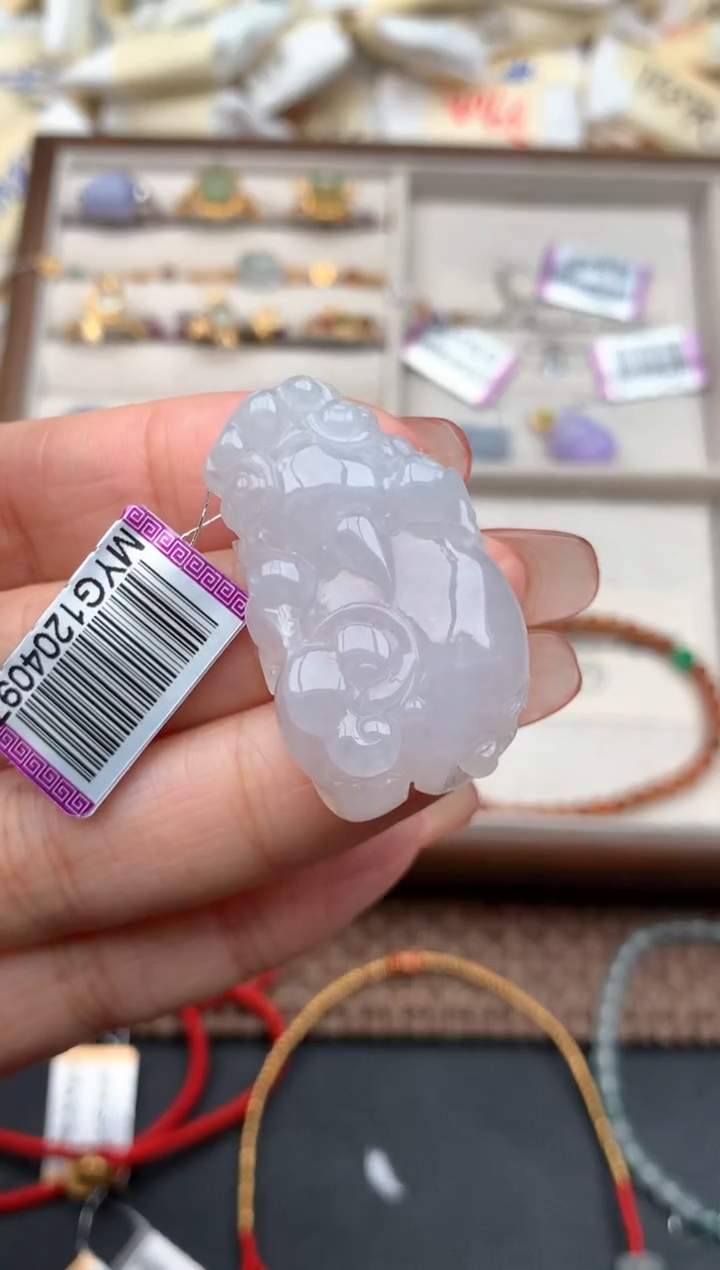 未镶嵌挂件翡翠一