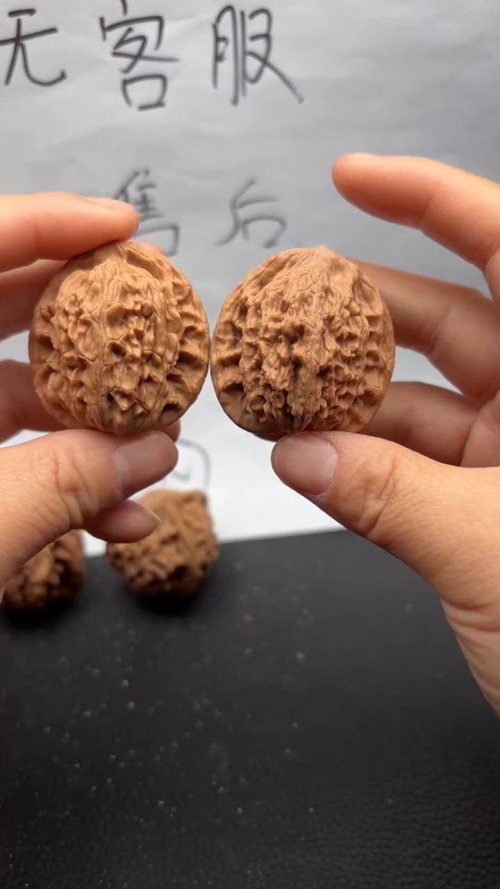 把件文玩核桃605虎头