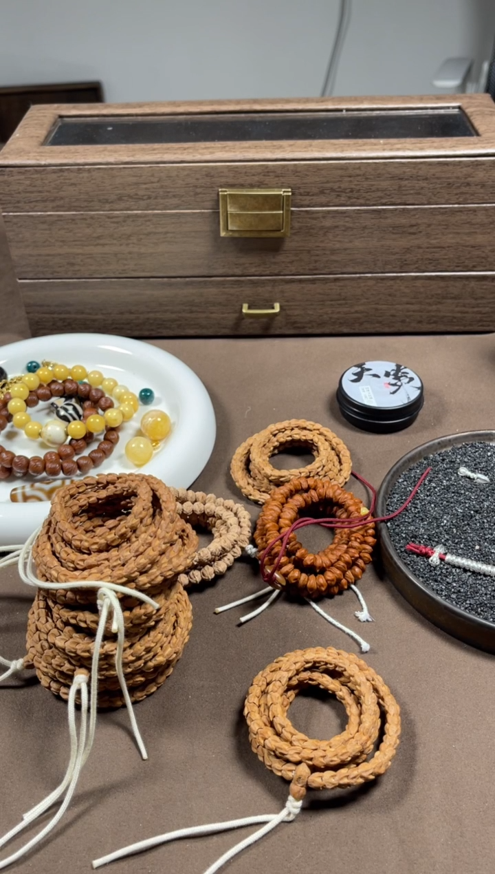 手串柏香籽/百香籽小鱼出品--二代龙爪