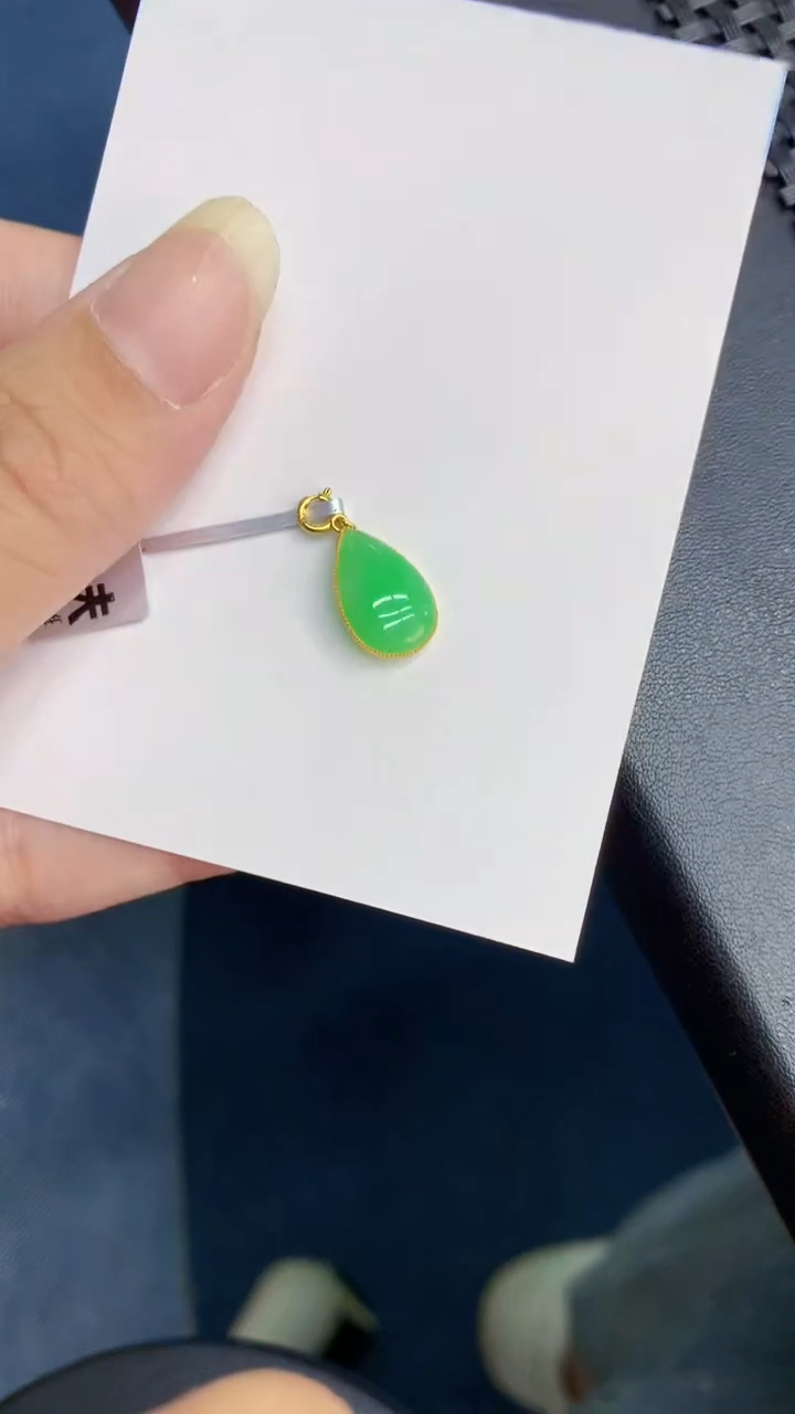 【闪购商品】翡翠颈饰18K金镶嵌           8
