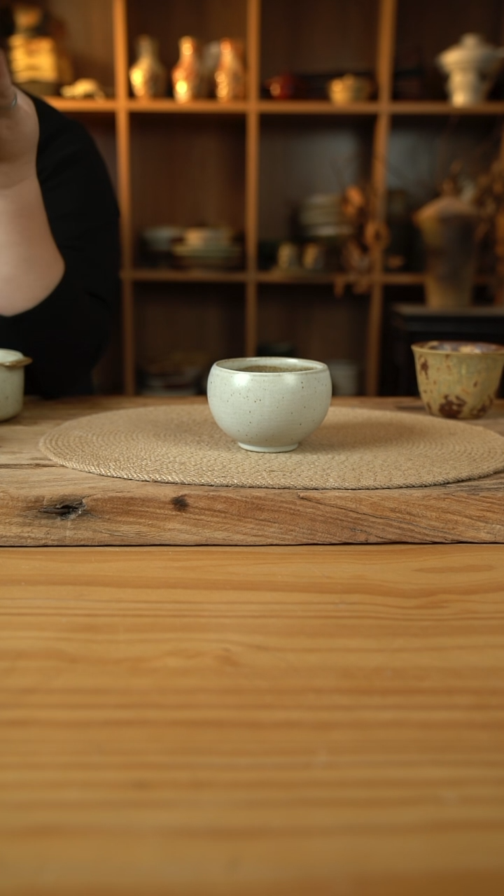 奶奶系列的4.5英寸窑变色苹果尊1个