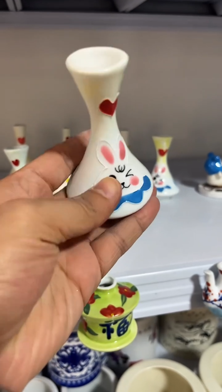 微瑕手绘景德镇餐饮具