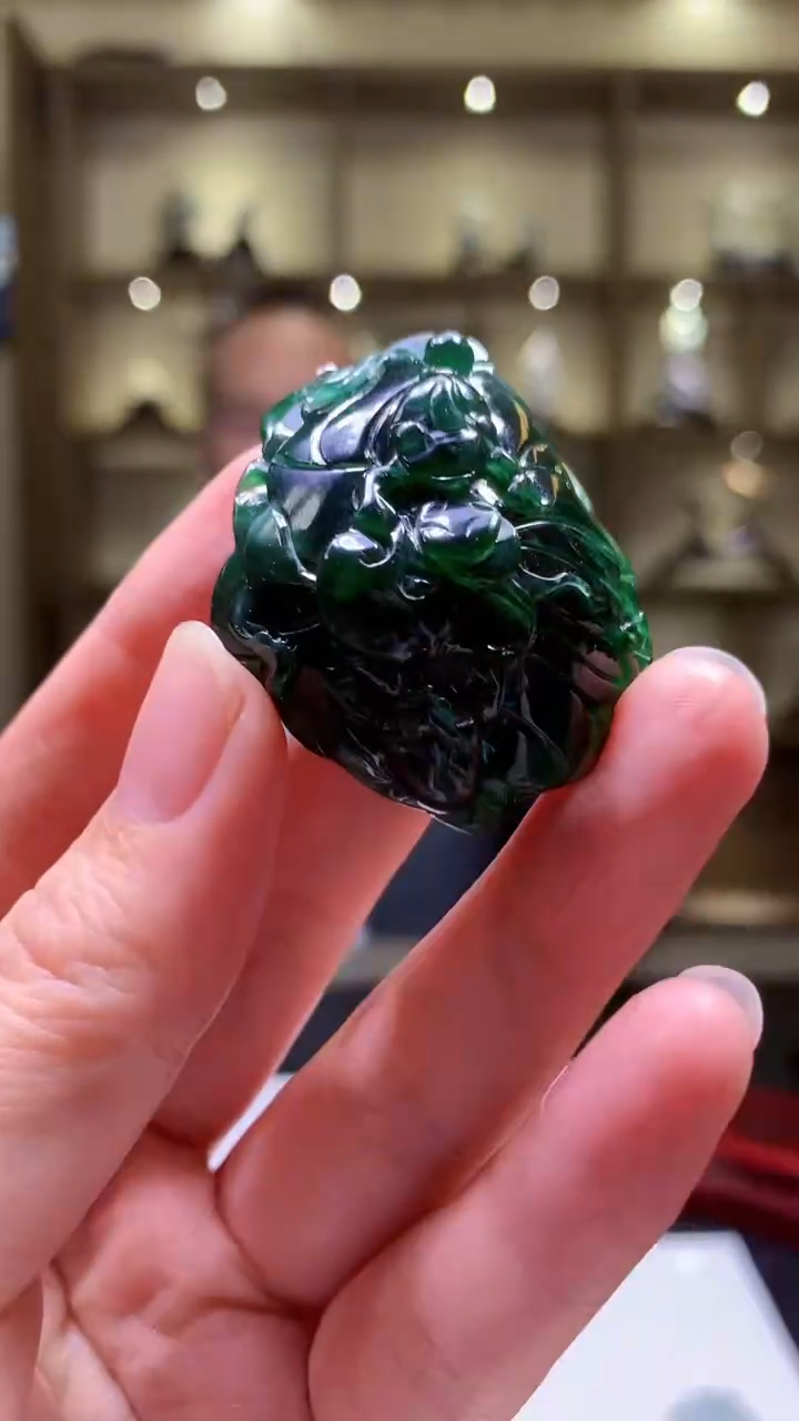 【闪购商品】定制翡翠未镶嵌8054yx-毛货挂件58