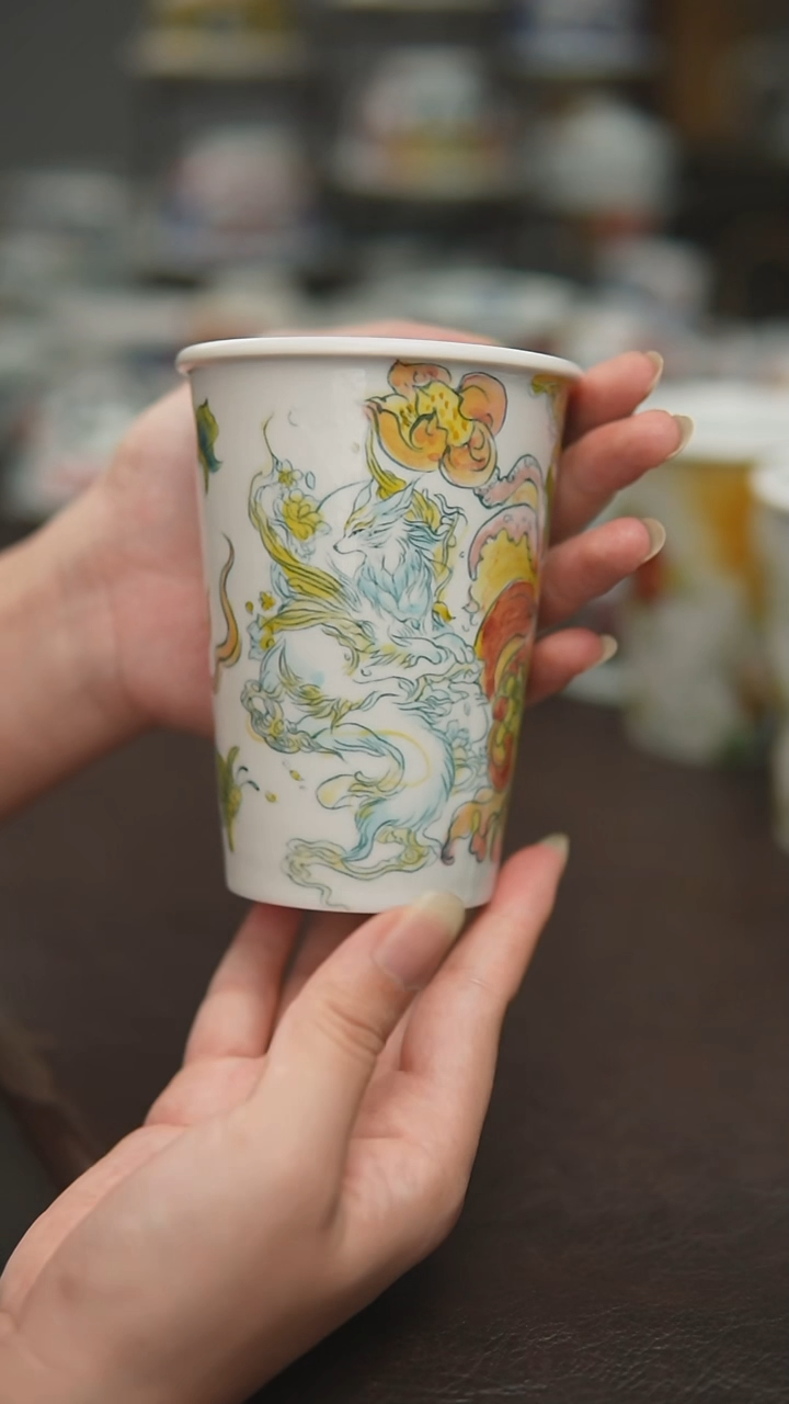 宠粉福利价        可乐杯