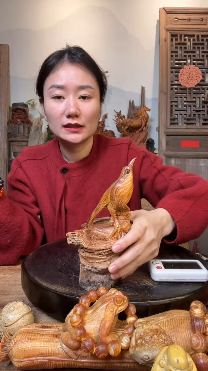 摆件维****虽8978989