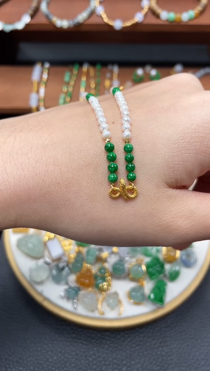 【闪购商品】翡翠套链18K金镶嵌一个   JK690