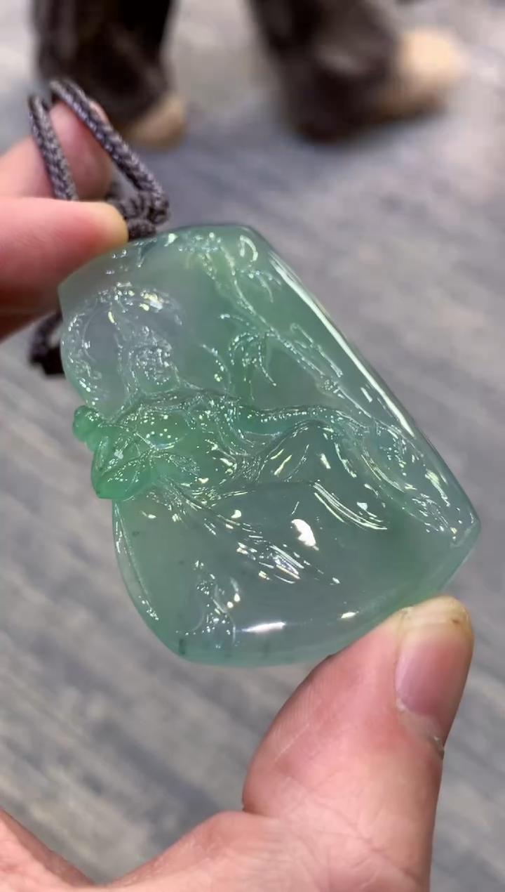 颈饰未镶嵌翡翠天然A货翡翠