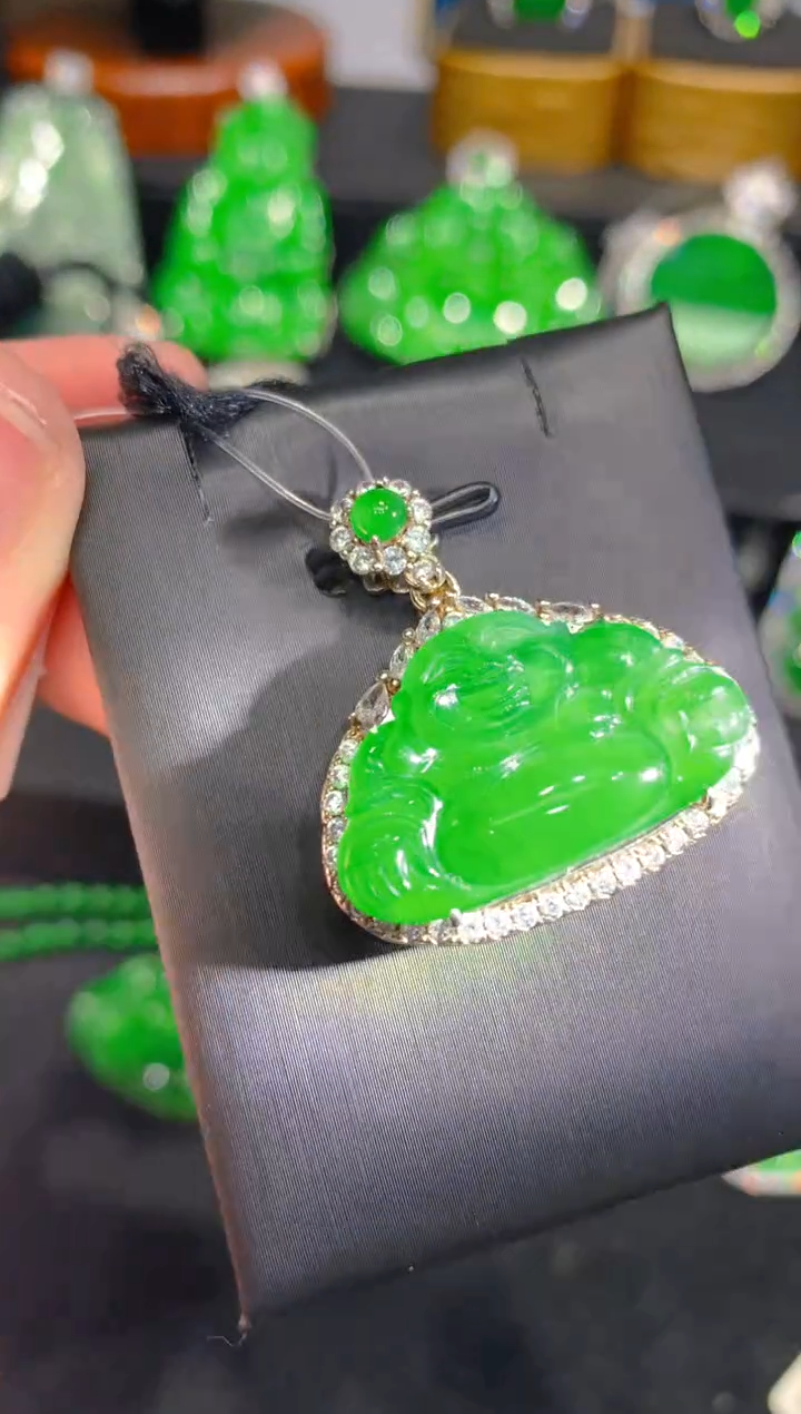 【闪购商品】翡翠颈饰银S925镶嵌33一季