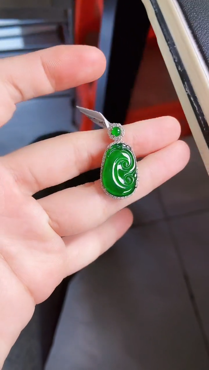 【闪购商品】翡翠银S925镶嵌颈饰565646