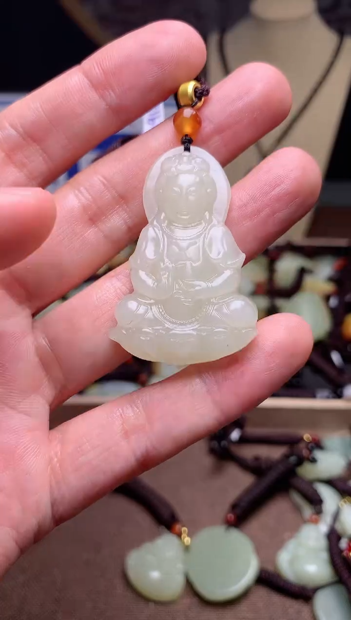 【闪购商品】和田玉颈饰未镶嵌1