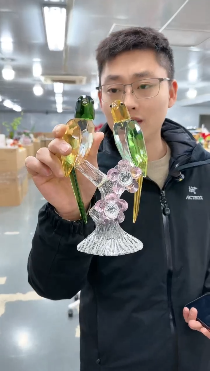 【闪购商品】玻璃云泰0088