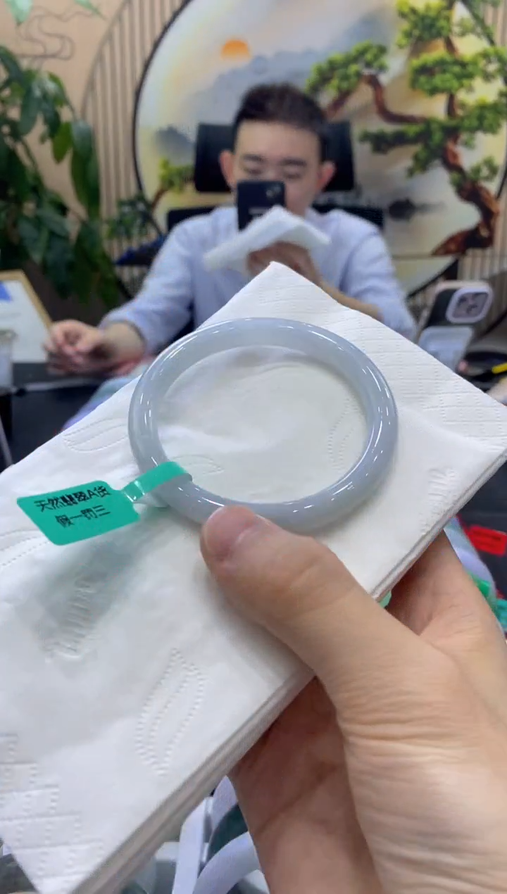 翡翠手镯未镶嵌00000006733