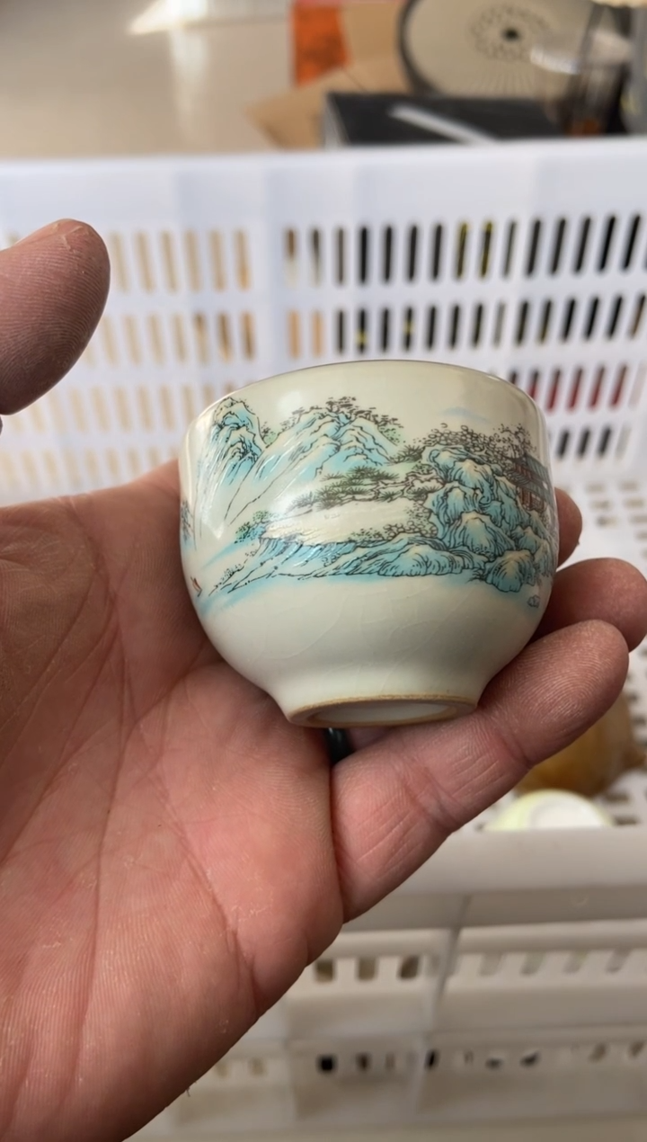 杯子瓷无运费险有瑕疵的摄影的产品有使用过的痕迹有点脏介意勿拍