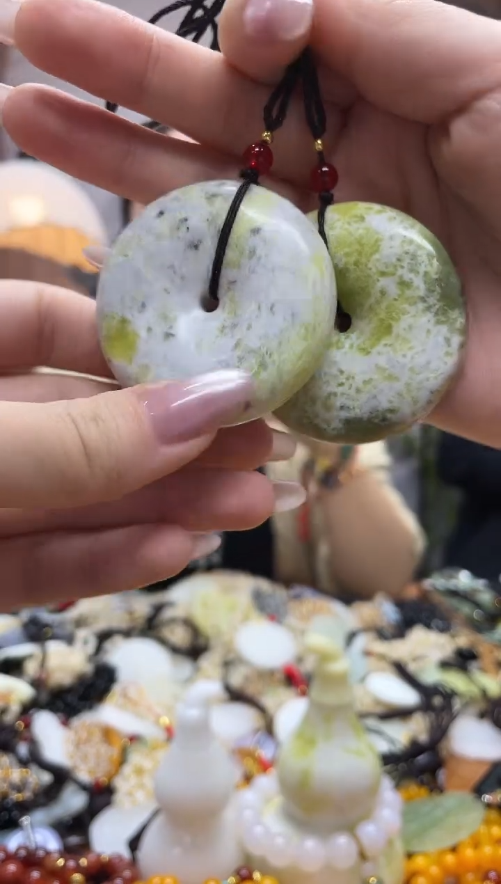 未镶嵌岫玉吊坠多样性发货拍一发一