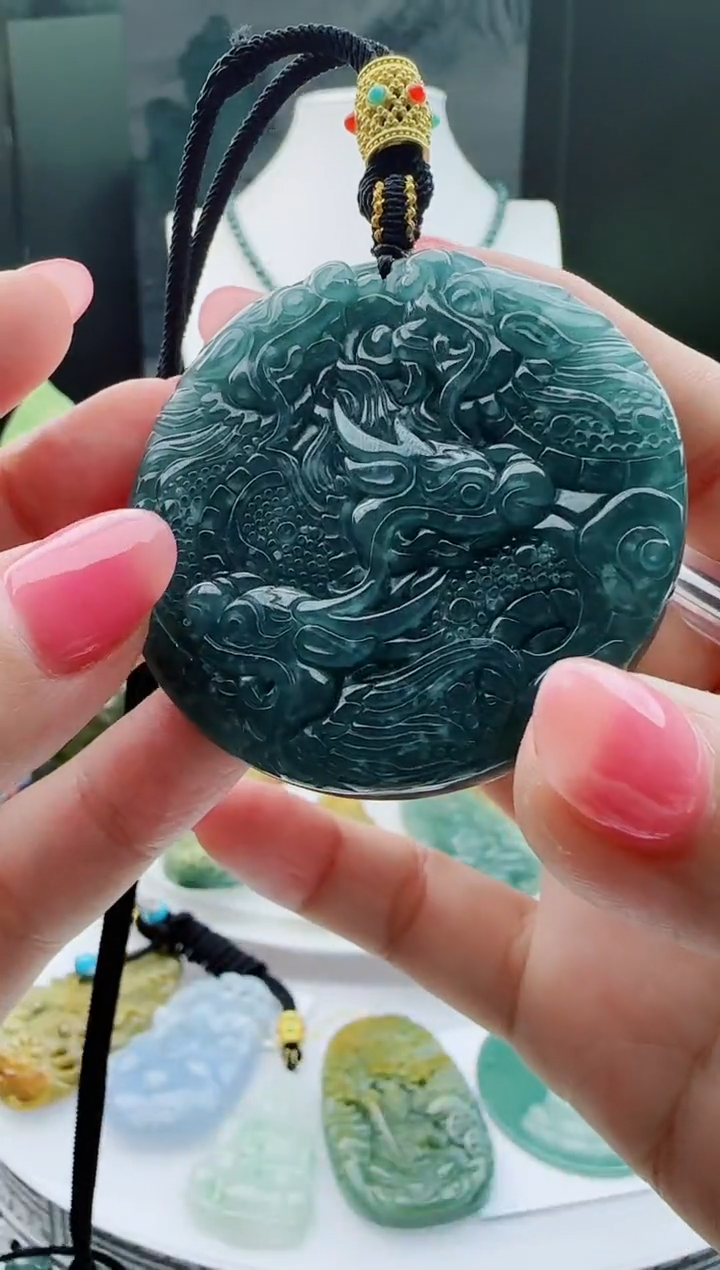 【闪购商品】翡翠颈饰未镶嵌多样性随机一件发货