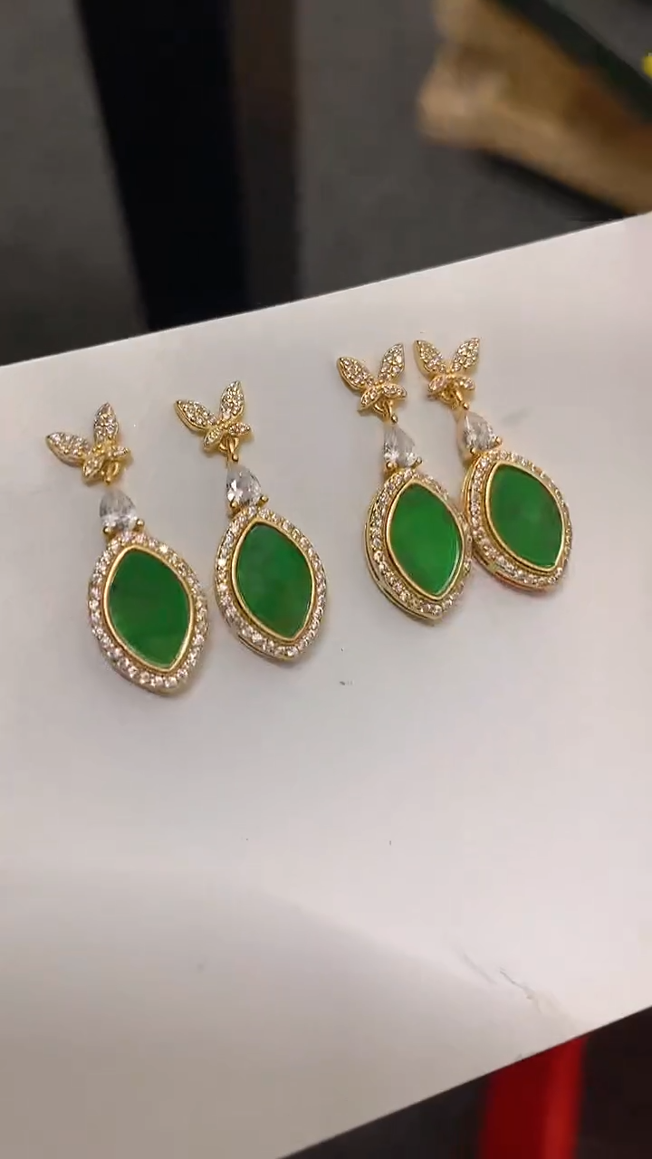 【闪购商品】翡翠吊坠(不含链)银S925镶嵌多样性发货其中一件