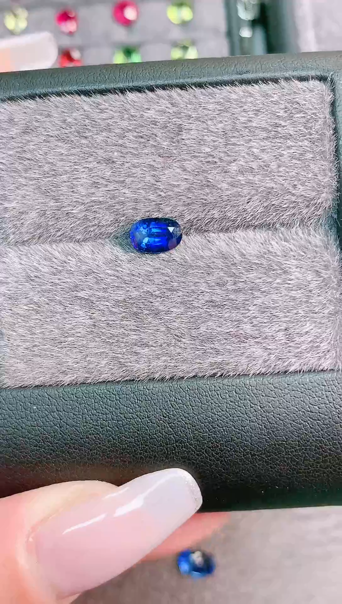 裸石蓝宝石天然0.99ct