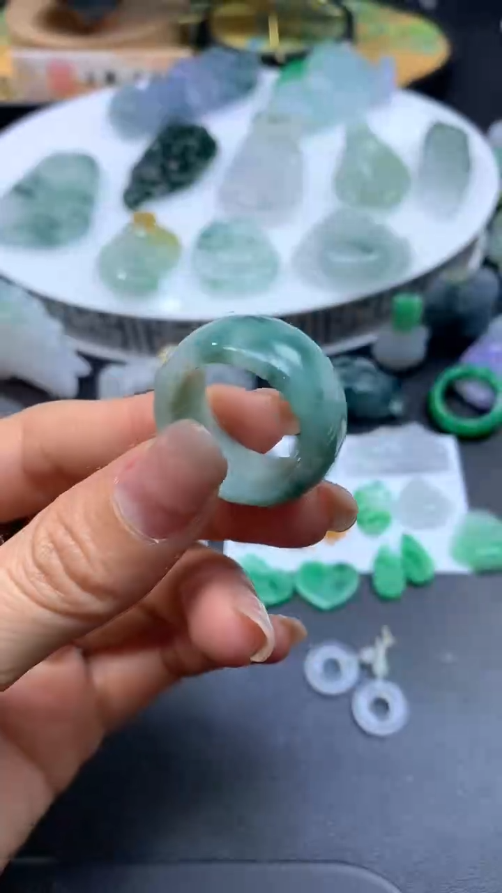 【闪购商品】定制翡翠未镶嵌翡翠