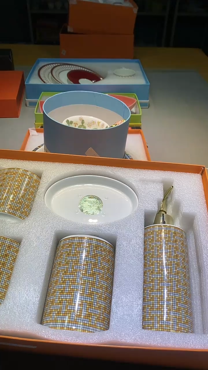 【闪购商品】瓷片1111111111111111111