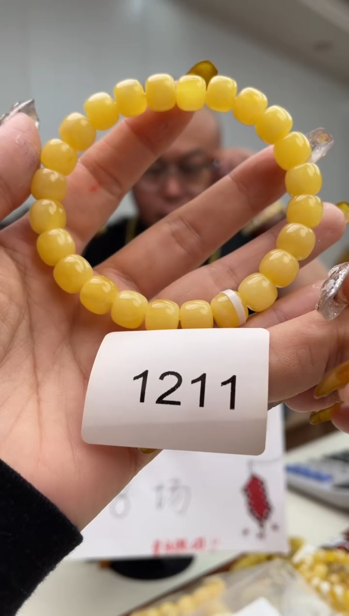 【闪购商品】琥珀裸石未镶嵌1211多样性发其中一件